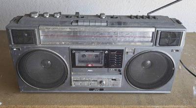 Jvc stereo amfm radio cassette recorder
