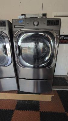 Lg washer dryer wpedestals