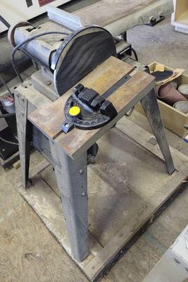 Belt sander