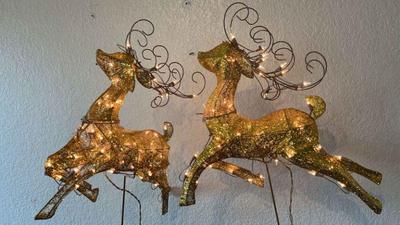 Vintage light up reindeer
