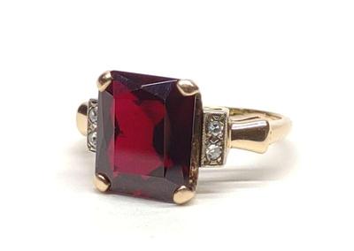 14K Gold Emerald Cut Ruby & Diamond Ring (sz 8)