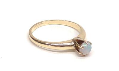 Solitaire Opal 14K Yellow Gold Ring (sz 5.75)