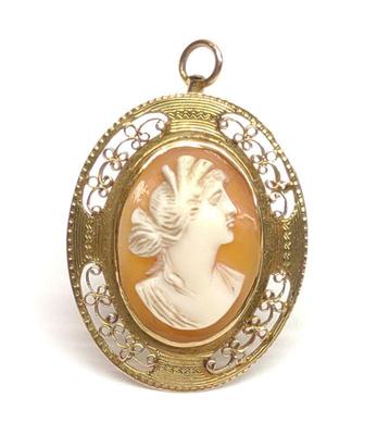 Vintage 10K Gold Filigree Cameo Brooch / Pendant