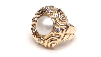 14K Yellow Gold & Pearl Cocktail Ring (sz 6)