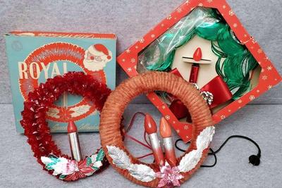 3 vintage light up candle wreaths
