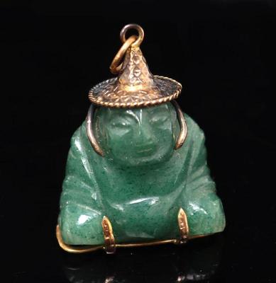 Lot 255 chinese green jade buddha charm 9 grams