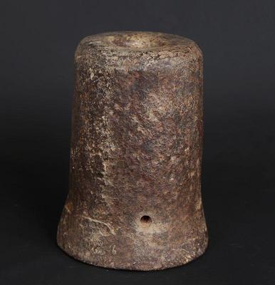 Lot 154 massive iron mortar cannon 37lbs 16th 17th century