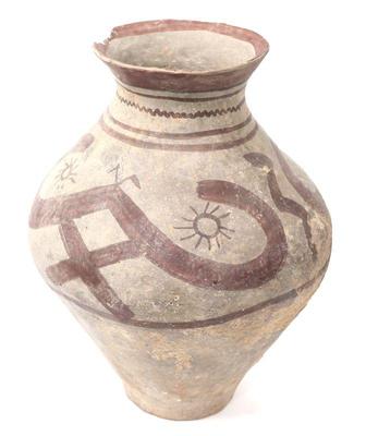 Lot 403 chinese neolithic period pottery jar