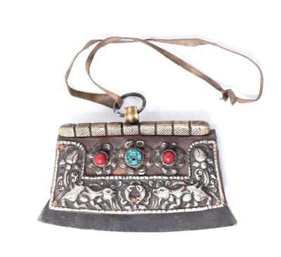 Lot 375 nice vintage tibetan flint striker