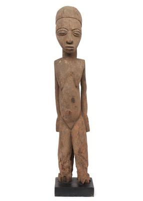 Lot 499 african lobi fetish maternity wood carved statue