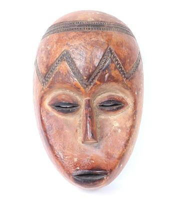 Lot 470 african carved wood lega mask