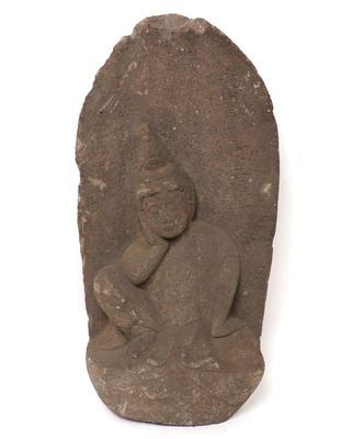Lot 4 tall japanese bodhisattva stone stele edo period 18th c.