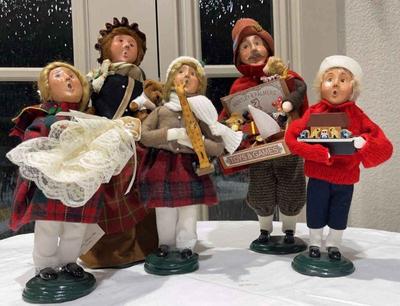Byers choice carolers with toys