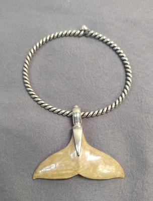 Whale tail bracelet