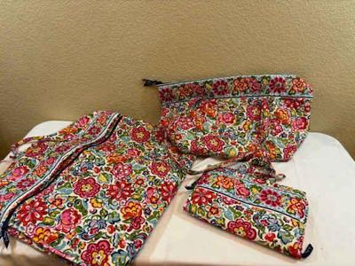 Vera bradley hope grows 3 piece set