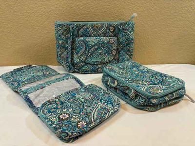 Vera bradley 3 piece set travel bags