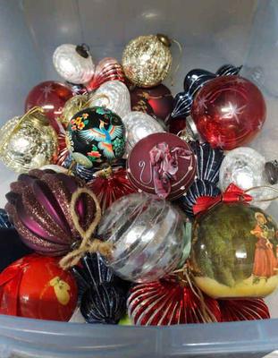 Mystery lot of christmas ornaments