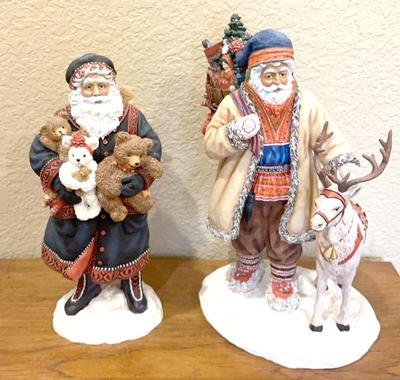 Lot of 2 pipka christmas santa ltd ed figurines