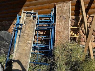 Scaffolding - $400 (no discounts)