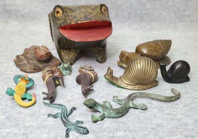 Mb105 frogs snails and salamanders