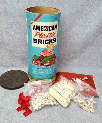 Ng346 vintage plastic halsam american bricks building set