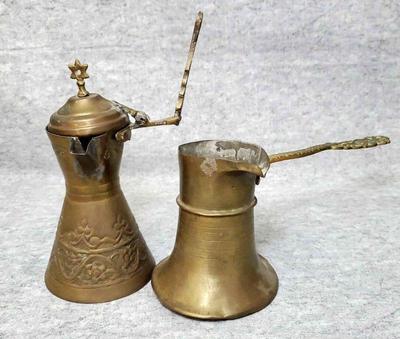 Bs008 antique middle eastern turkish hand forged brass coffee pot