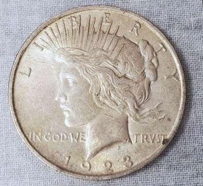 Mb044 1923 peace silver dollar lot 1)