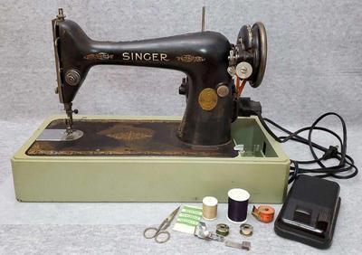 Mb038 antique singer sewing machine