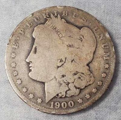 Mb040 1900 morgan silver dollar lot 1)