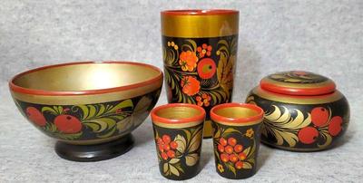 Bs020 ussr vintage russian hand painted laquered woodware