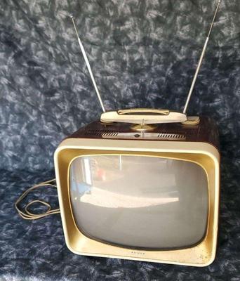 Ng702 1957 philco transitone tv