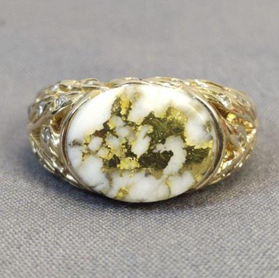 14k ring wgold quartz
