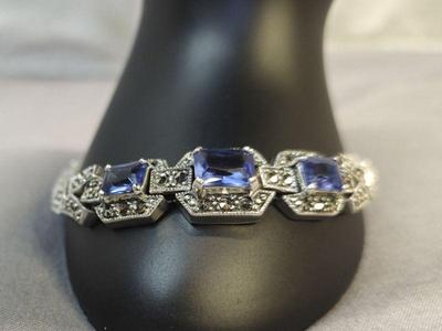 Beautiful retro style sterling bracelet