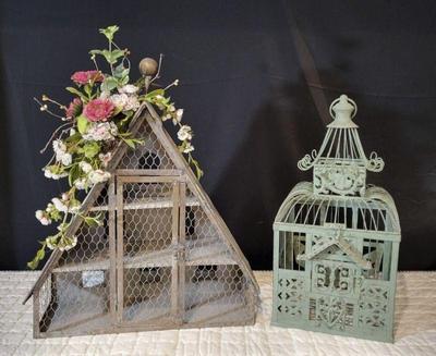 Decorative metal birdhouses 2)