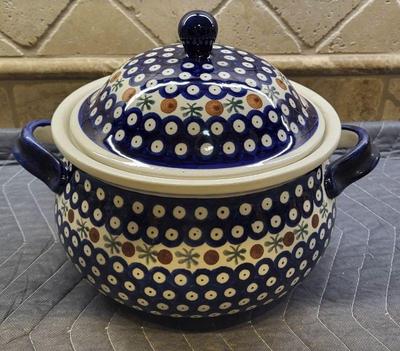 Boleslawiec mosquito pattern polish pottery soup tureen