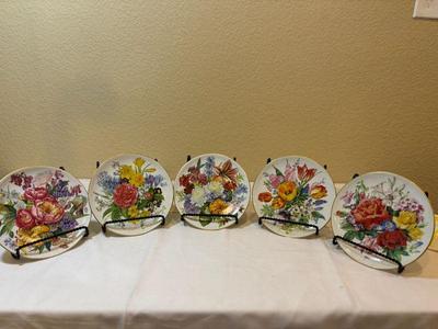 Hutschenreuther collector plates