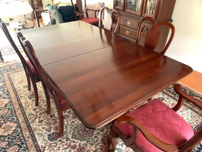 Table top always padded, like new
