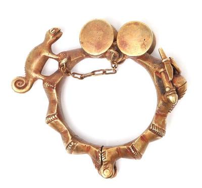 Lot 142 asante chief s royal prestige bracelet