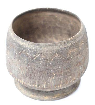 Lot 250 old indian ceramic bowl