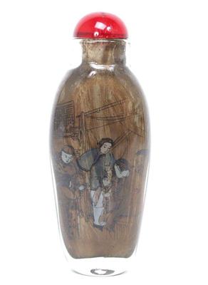 Lot 272 chinese reverse painted snuff bottle