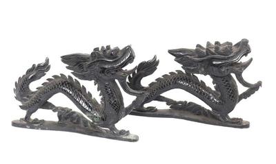 Lot 316 pair of chinese hardstone carved dragons