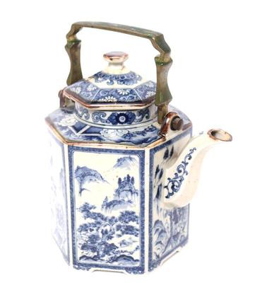 Lot 377 asian blue and white porcelain tea pot warmer