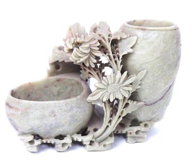 Lot 312 chinese hardstone brush washer
