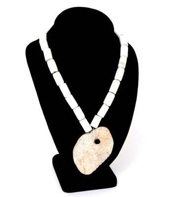 Lot 82 native american shell stone necklace