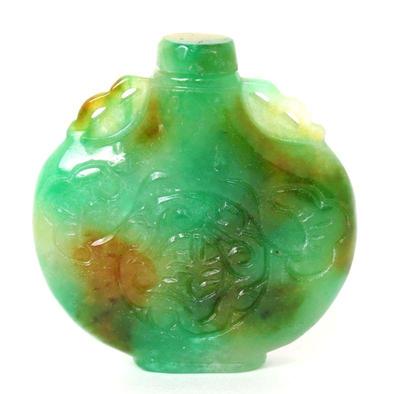 Lot 265 chinese green yellow jade snuff bottle