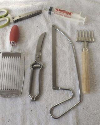 Sharp kitchen tools