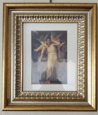 Elegant gilt frame