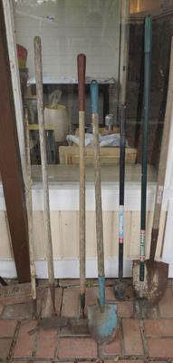 7 miscellaneous gardening tools