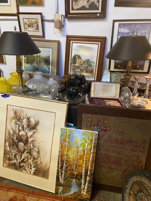 Estate sale photo