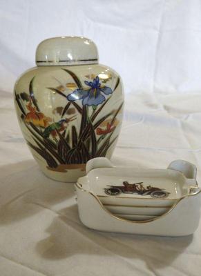Vintage ginger jar automobile ashtrays